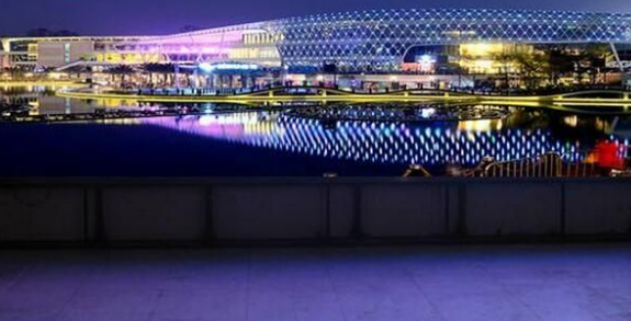 小間距全彩led顯示屏的評測要求？